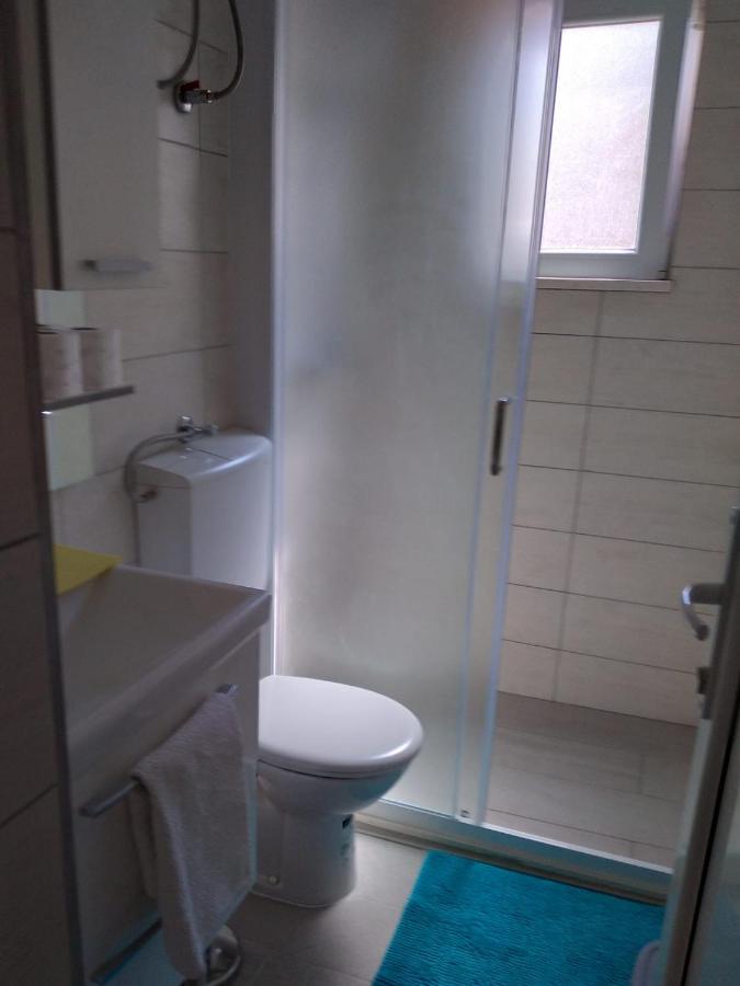 Ferienwohnung Romance Podstrana Exterior foto
